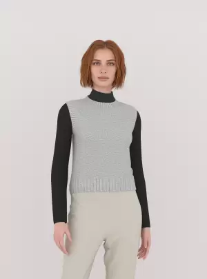 Ladies' Sweater